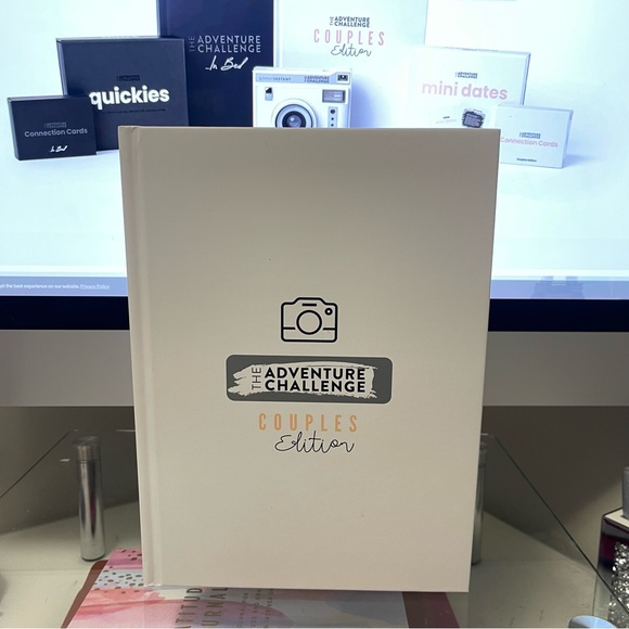 The Adventure Challenge Couples Edition - 50 Scratch Off Date Night Ideas Book - Picture 5 of 11